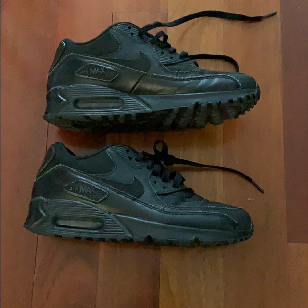nike black air max